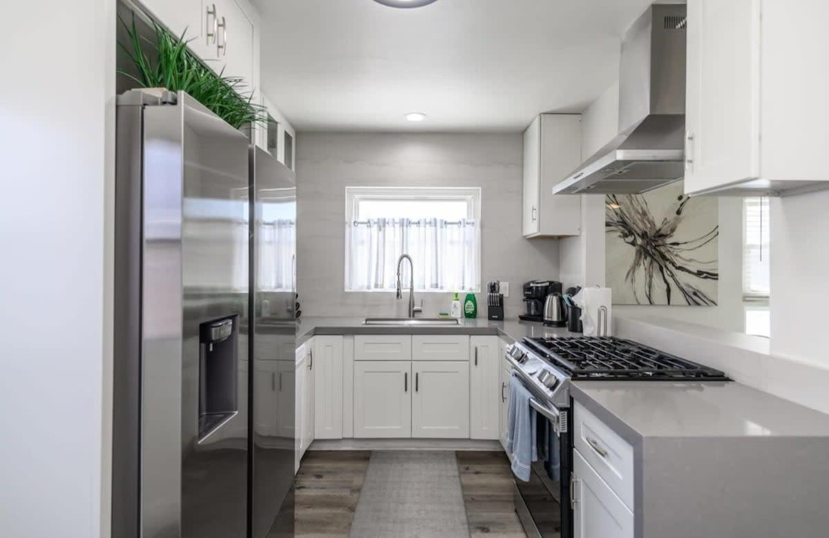 Spacious Disneyland 5 Bedroom 4 Bath House With Game Villa Anaheim