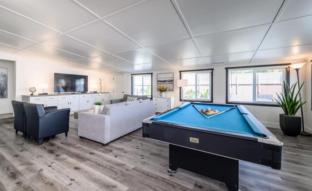 Villa Spacious Disneyland 5 Bedroom 4 Bath House With Game Anaheim